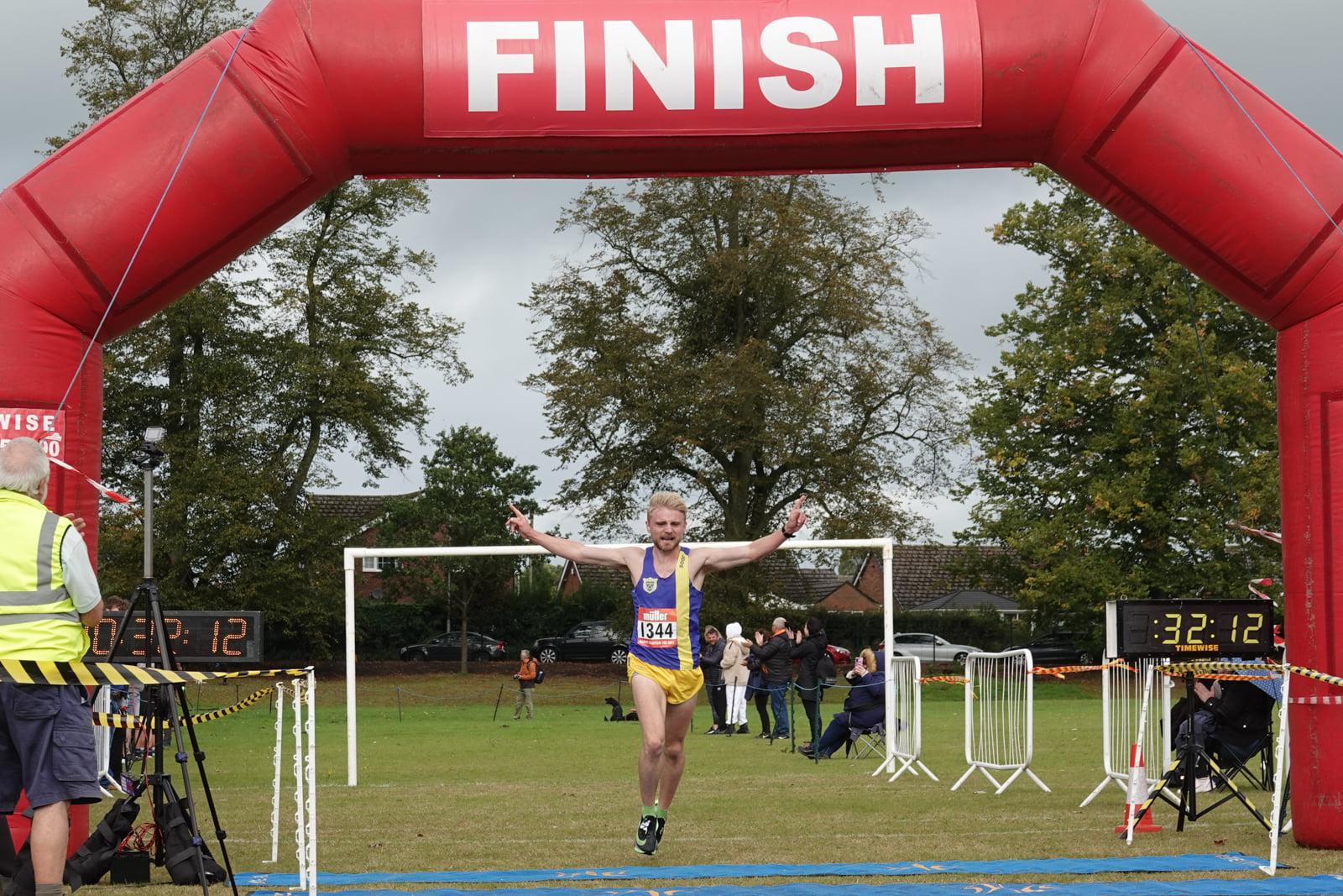 Market Drayton 10k 2027 Logo