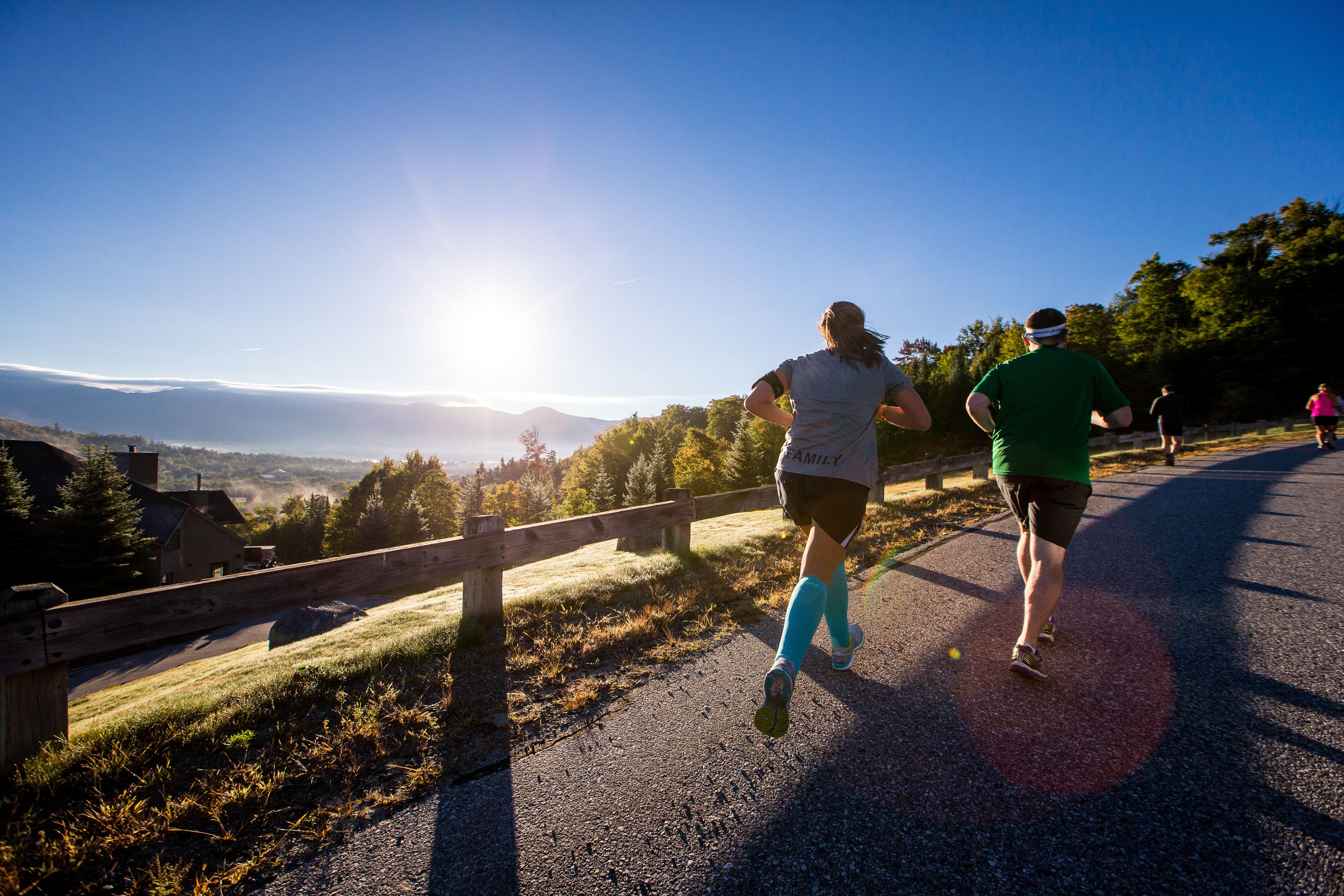 Ragnar Road Reach The Beach Logo