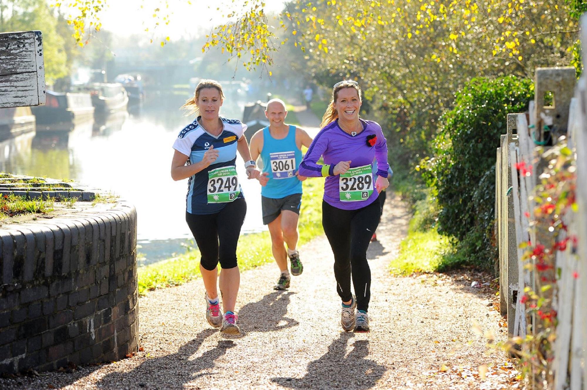 RUN Victoria Park Half Marathon Autumn Logo