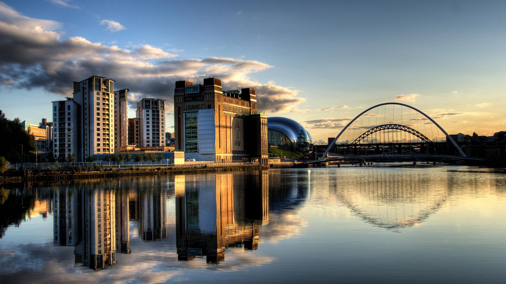RunThrough Newcastle 10k January 2027 Logo