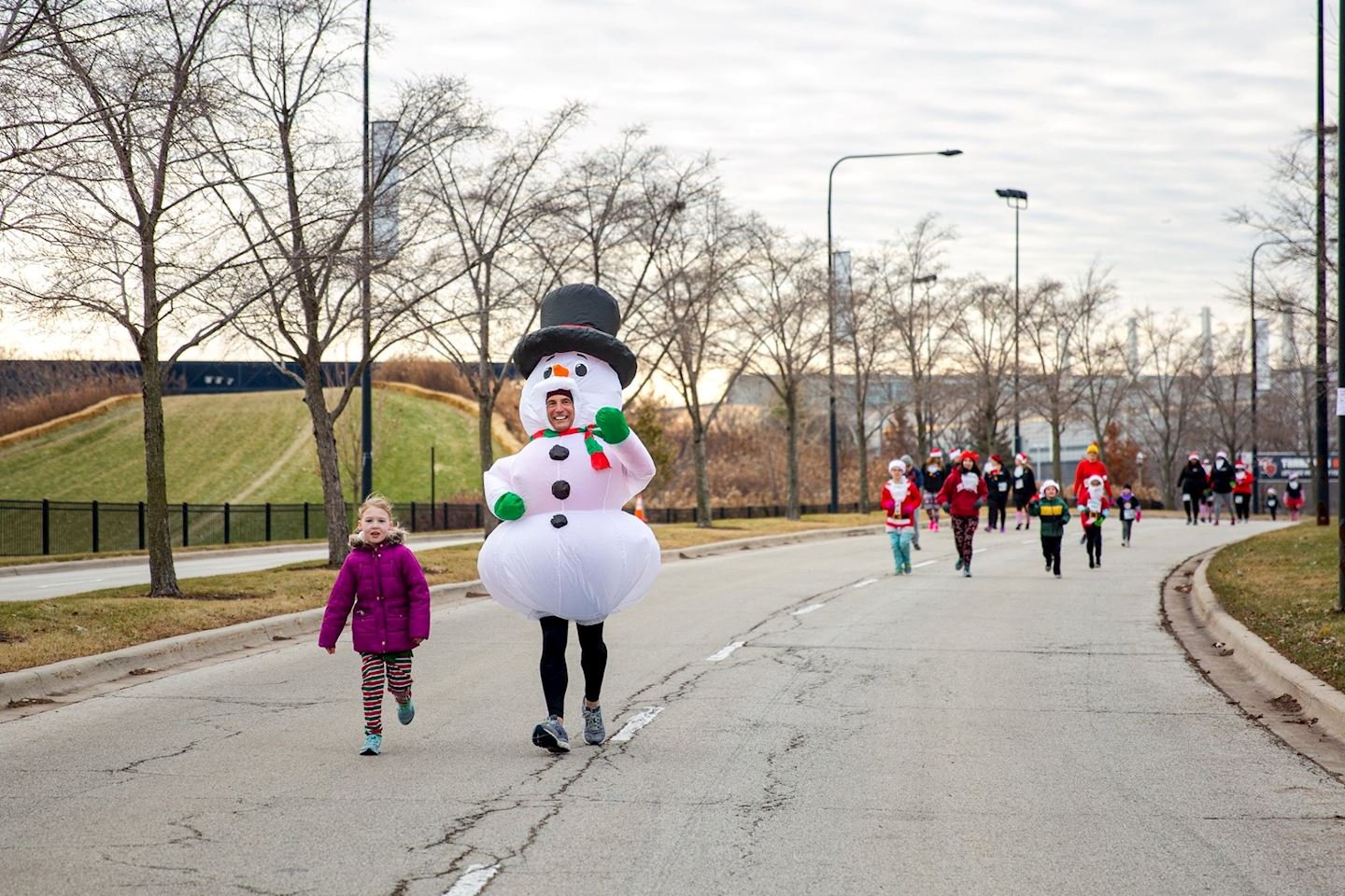 Santa Hustle Chicago Logo