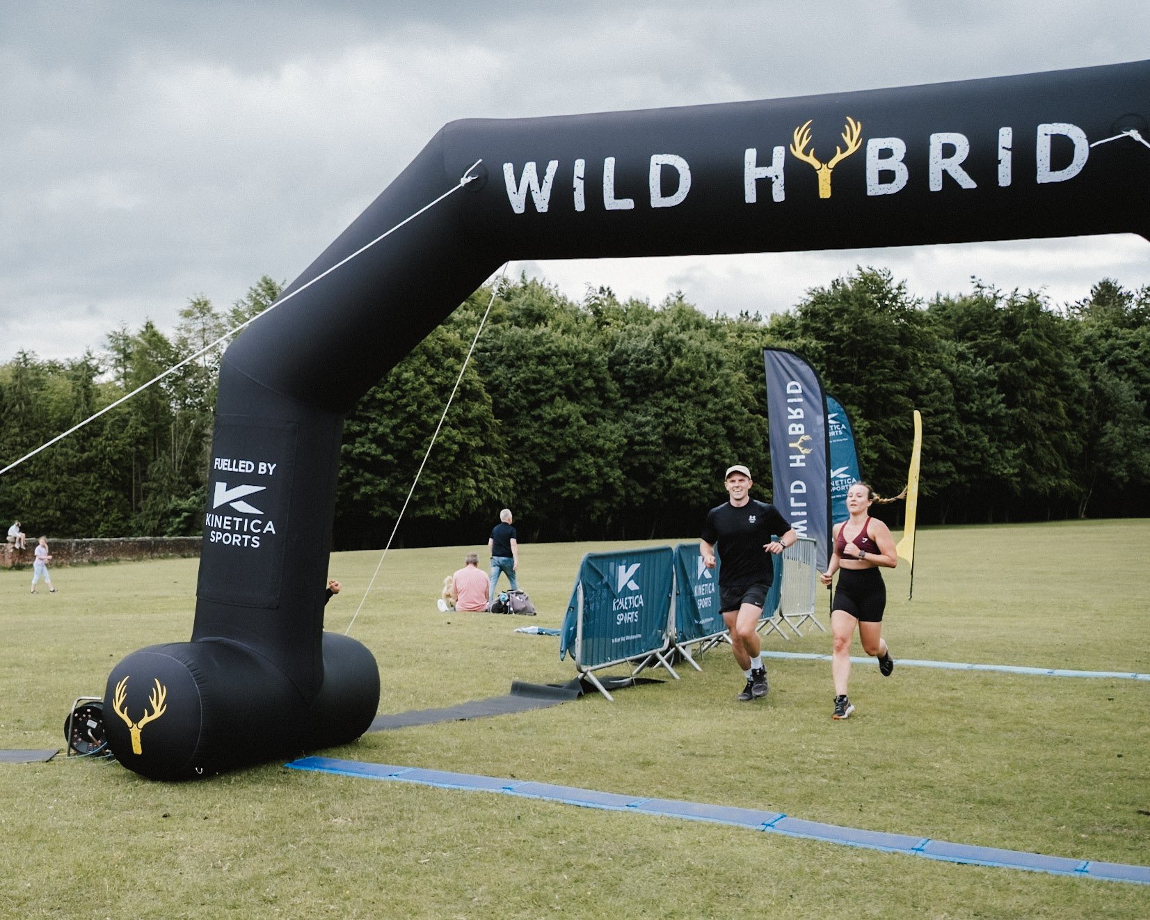 SEASON 3 WILD HYBRID EDINBURGH - DALKEITH COUNTRY PARK Logo