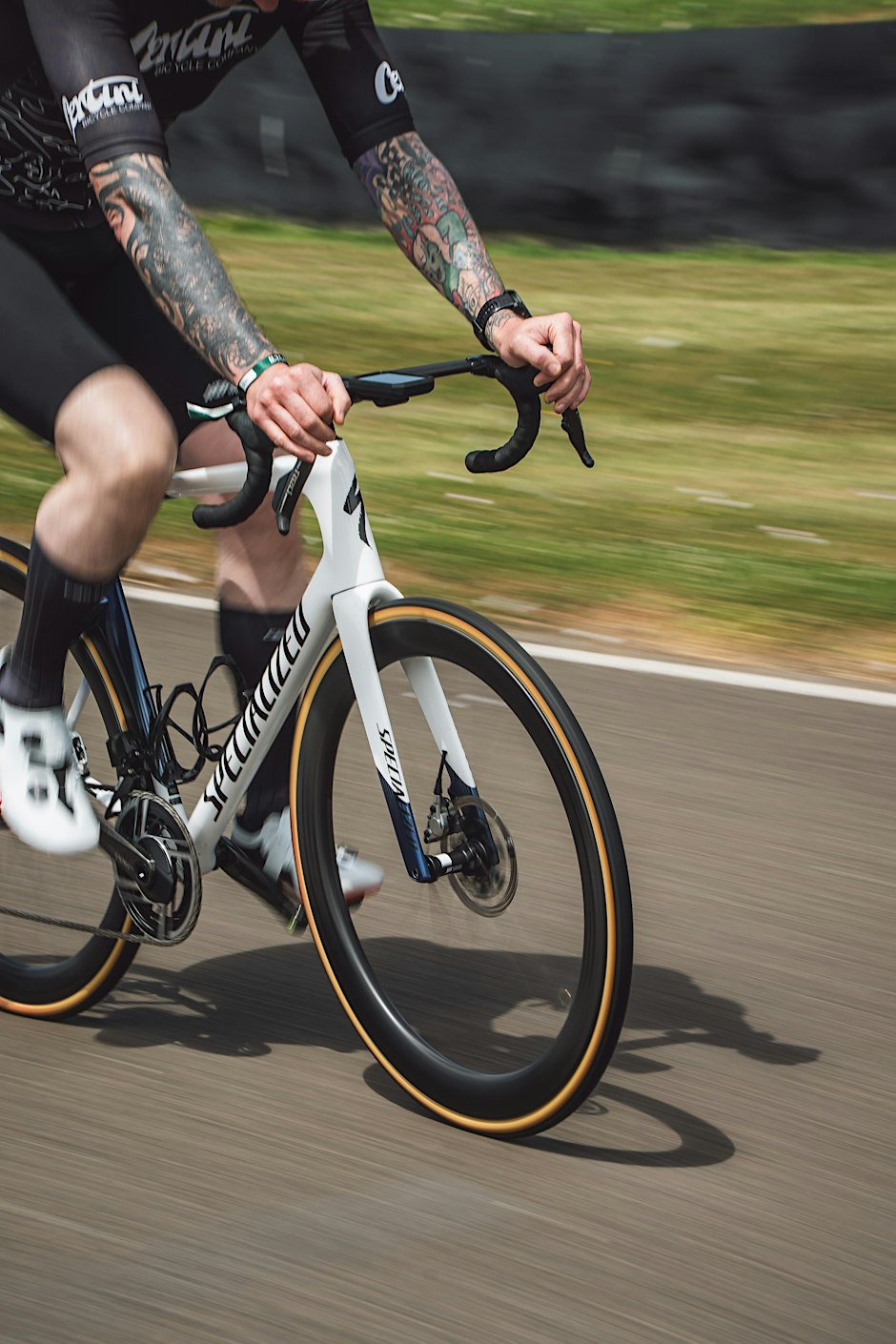 Sigma Sports x Specialized Tarmac Ride Out