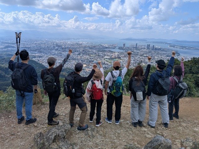From Sea Level to 367 m! 3rd Tachibanayama Breakthrough Hike (海抜0mから標高367mへ！「第3回 立花山突破登山」)