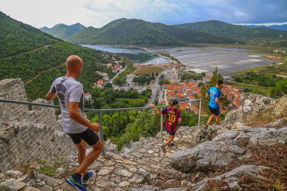 Ston Wall Marathon Logo