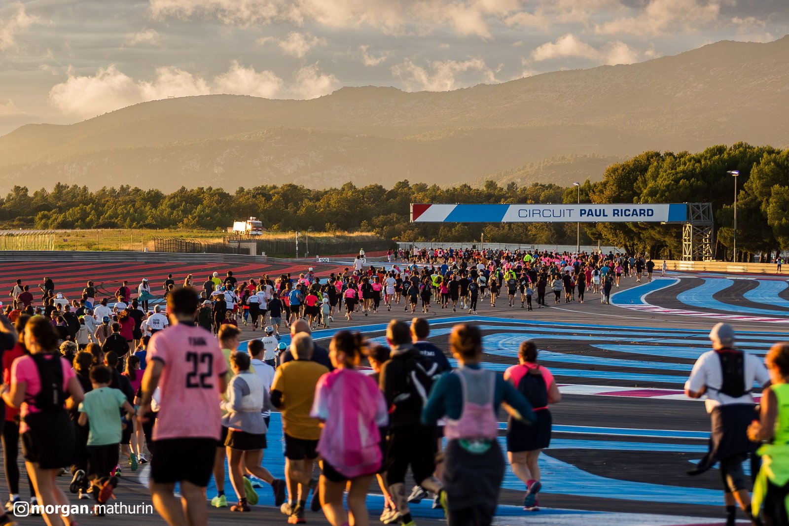 SUNSET RUN - OCTOBRE ROSE