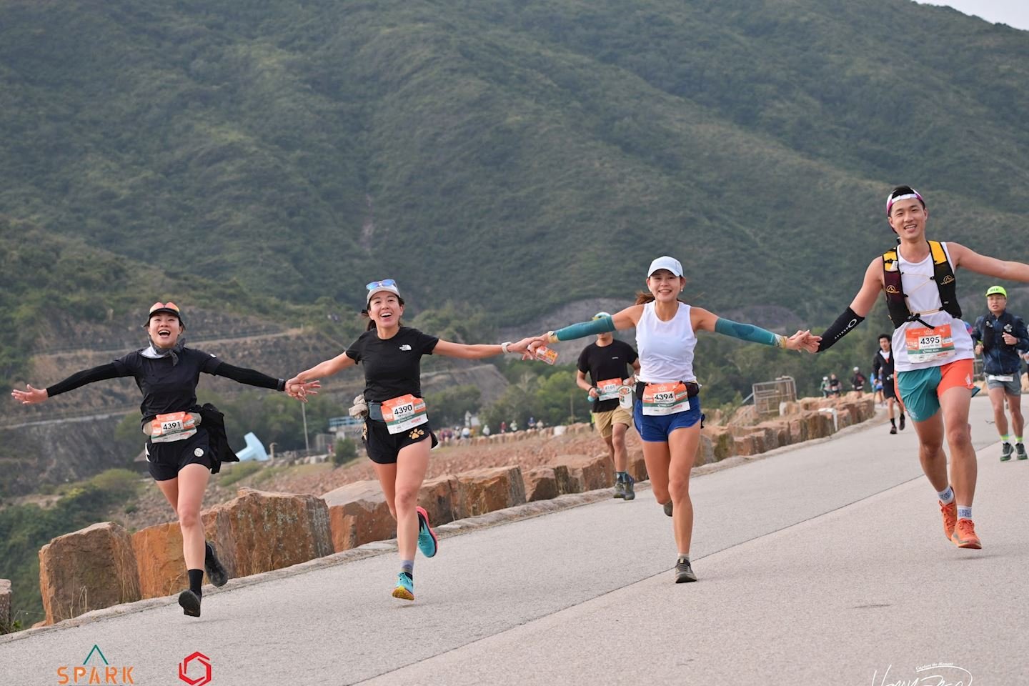 SUUNTO SPARK RUN - Road Running Race (Half Marathon, 10km, 5km) Logo