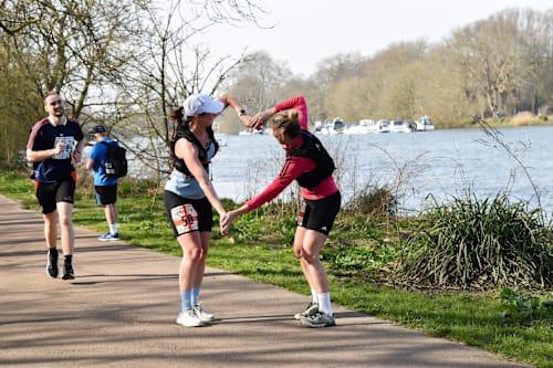 Thames Meander – Autumn Logo