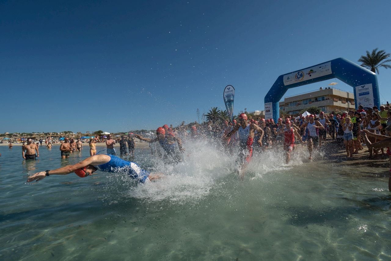 Triatló Illa de Formentera Logo