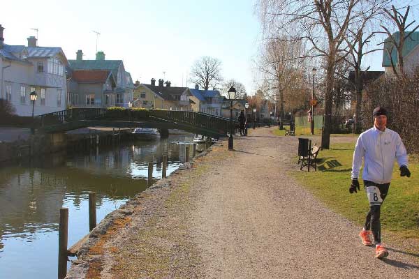 Trosa Ultra Backyard Logo