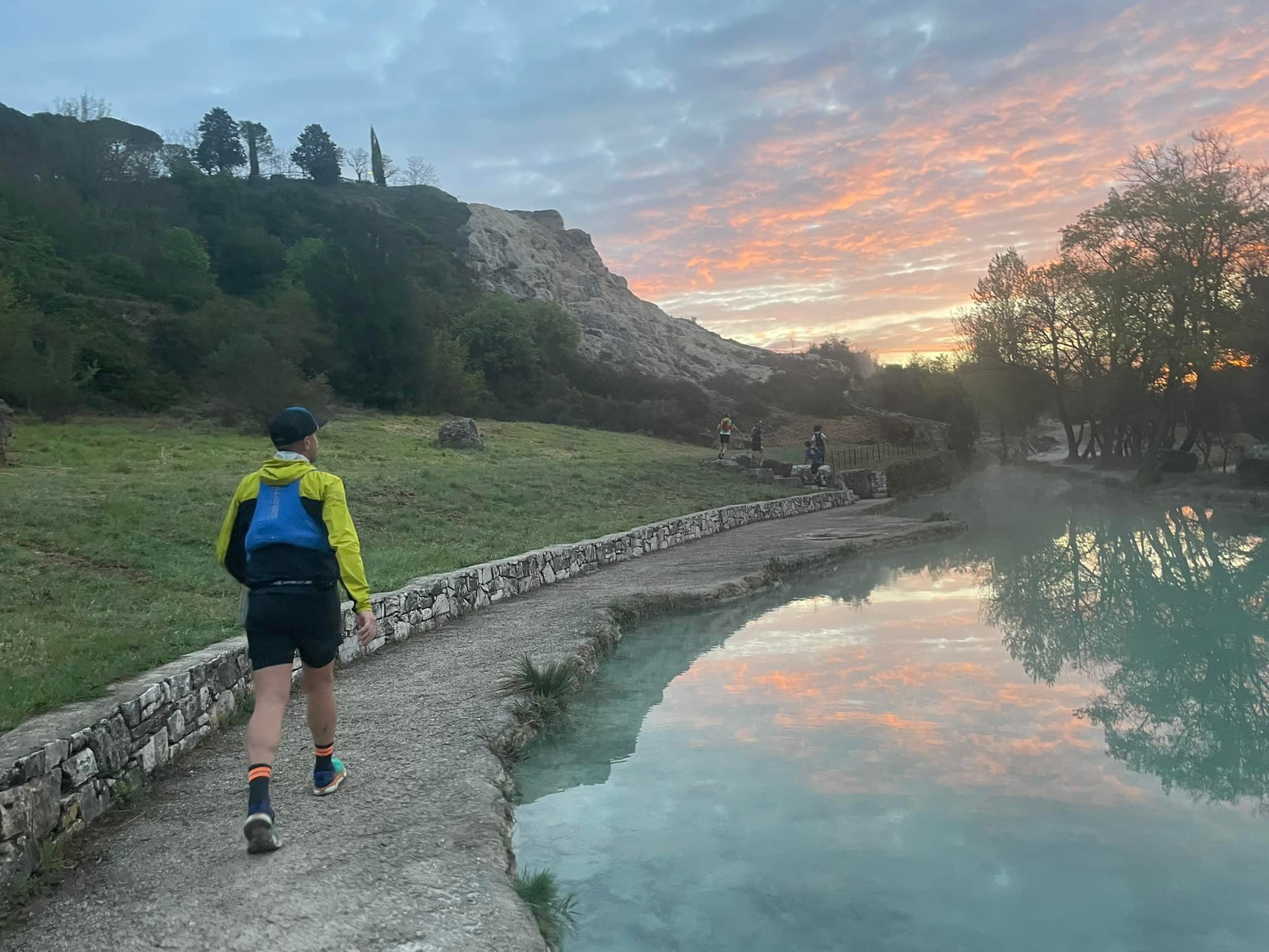 Tuscany Crossing 100 miles Logo