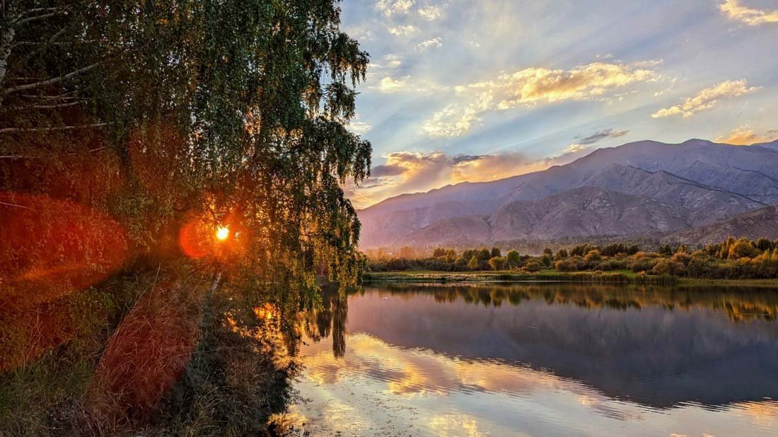 X-WATERS Issyk-Kul - Kyrgyzstan Logo